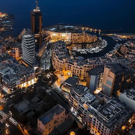 Апартаменты Sea-view Terrace Maisonette, Steps From Paceville By 360 Estates Сент Джулианс