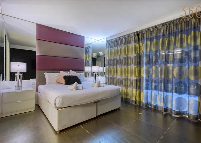 Sea-view Terrace Maisonette, Steps From Paceville By 360 Estates *