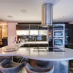 Διαμέρισμα Sea-view Terrace Maisonette, Steps From Paceville By 360 Estates