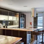 Διαμέρισμα Sea-view Terrace Maisonette, Steps From Paceville By 360 Estates *