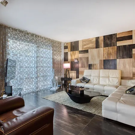 Apartament Sea-view Terrace Maisonette, Steps From Paceville By 360 Estates St. Julian's