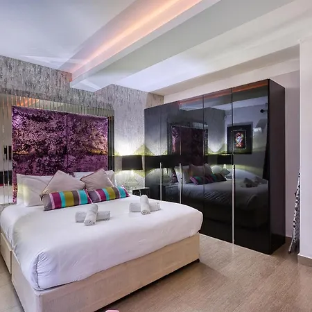 Sea-view Terrace Maisonette, Steps From Paceville By 360 Estates *