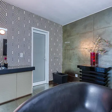 Apartman Sea-view Terrace Maisonette, Steps From Paceville By 360 Estates