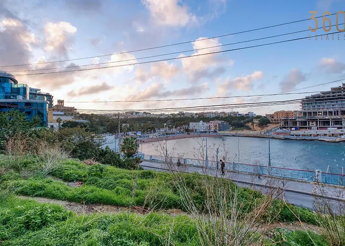 Sea-view Terrace Maisonette, Steps From Paceville By 360 Estates * St. Julian's