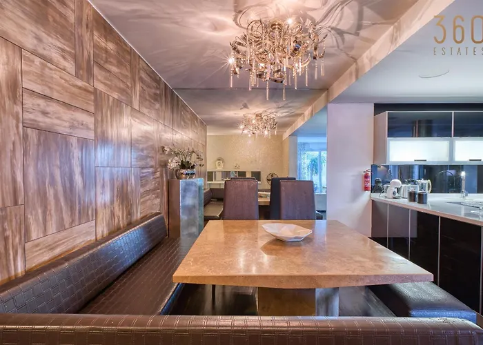 Sea-view Terrace Maisonette, Steps From Paceville By 360 Estates 公寓 Saint Julian's