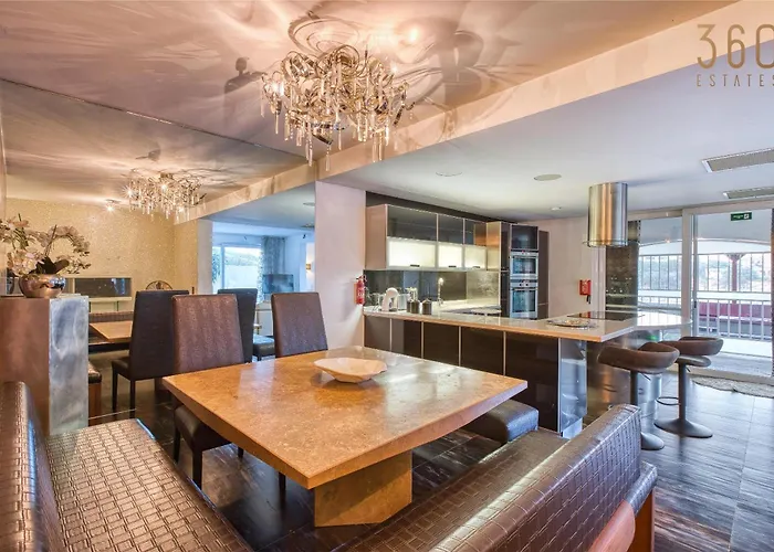 Sea-view Terrace Maisonette, Steps From Paceville By 360 Estates St. Julian's