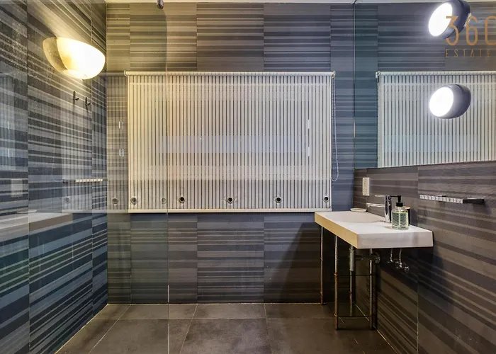 Sea-view Terrace Maisonette, Steps From Paceville By 360 Estates 公寓